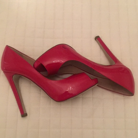 Valentino Shoes - Picture 2 of 5